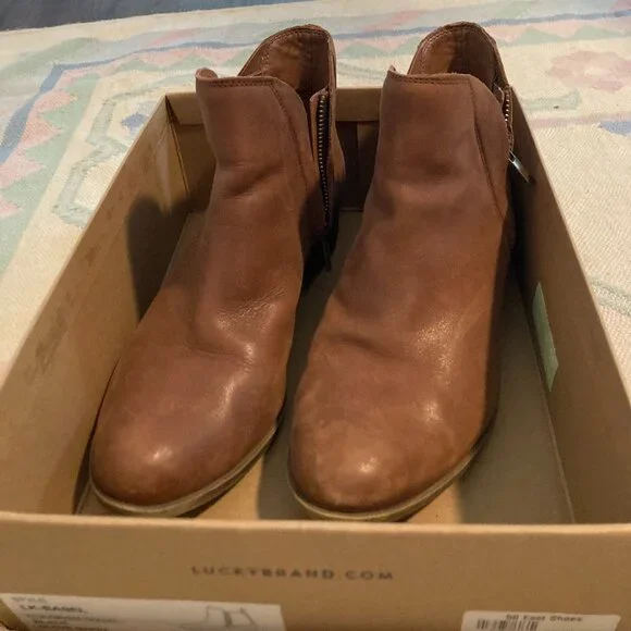 Lucky Ankle Boots - Picture 1 of 2